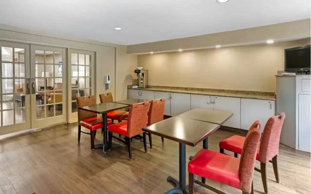 MainStay Suites Raleigh North