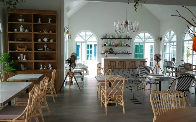 Vermont Khao Yai