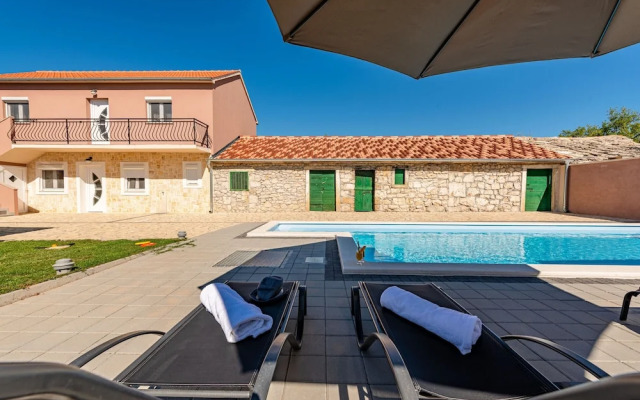 Villa Moki