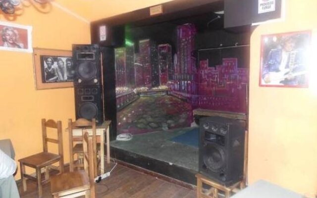 Tizzi Hostel