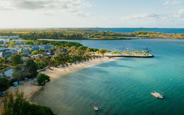 Radisson Blu Azuri Resort & Spa