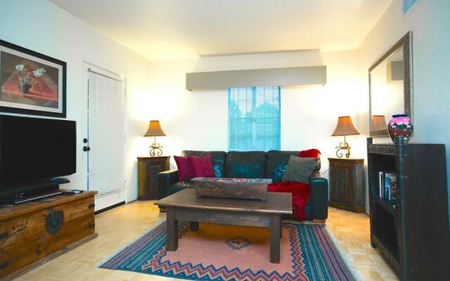 Desert Retreat Casita 2 BR by Casago