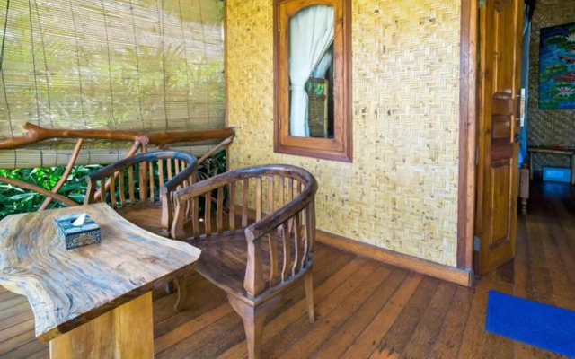Merta Sari Balangan Bungalows