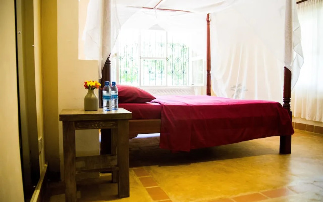 Footprints House