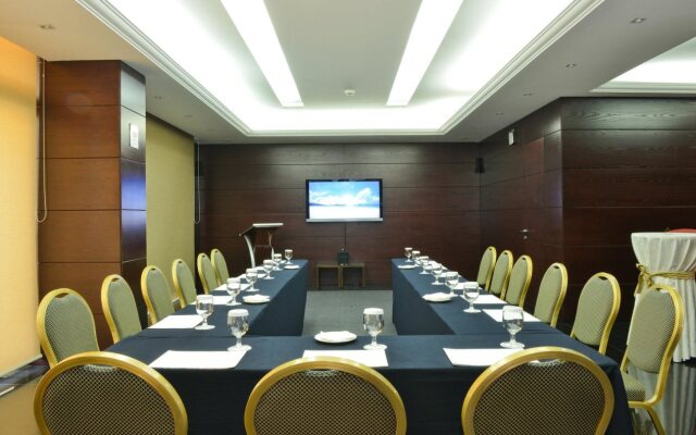 Coral Beirut Al Hamra Hotel