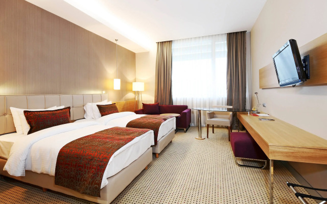 Howard Johnson Tropical Garden Plaza Kunming