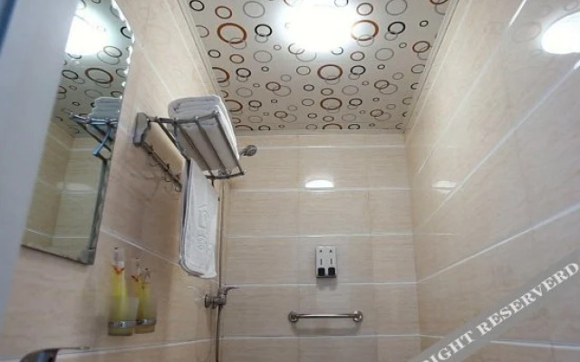 Yi Jia Hotel