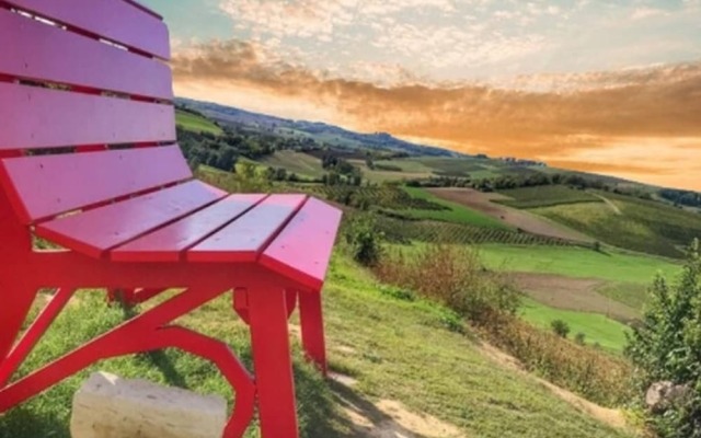 La Culla Tra I Vigneti