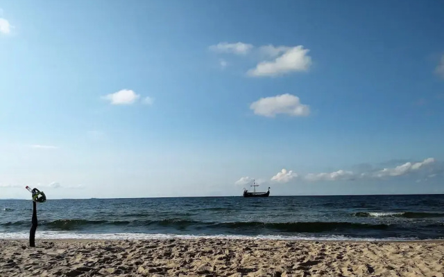 Holiday House in Dziwnowek Near Sea and Lake