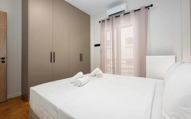 Stylish 2BR flat near hospital & metro