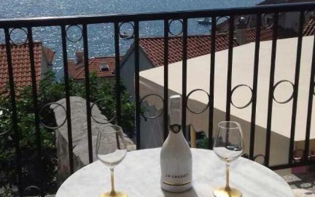 BellaVistaZmukic Guesthouse