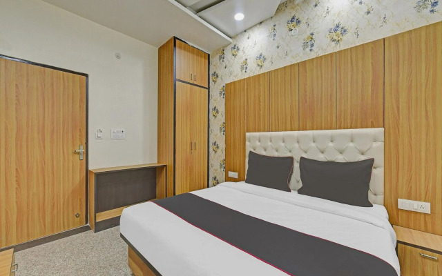 Collection O 86478 Hotel Greenleaf