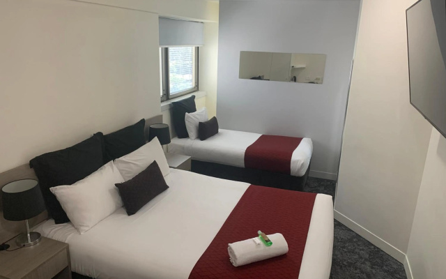 George Hotel Brisbane, Independent Collection by EVT – Guest Rooms – Brisbane