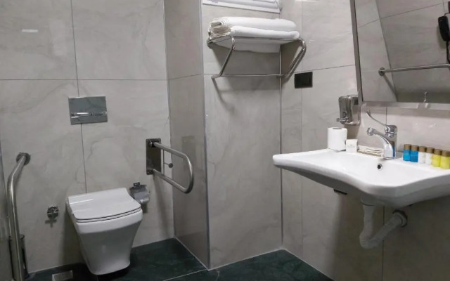 Rua World Hotel