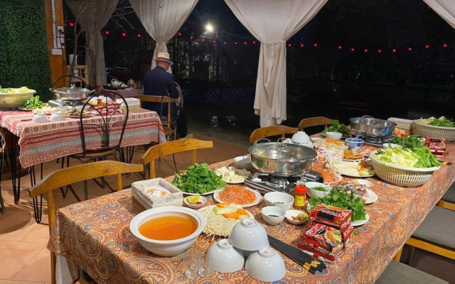 Vanhaus – Meal – Sa Pa