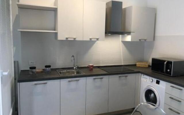 Flat 1 Bedroom 1 Bathroom - Varazze