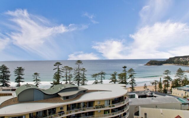 1 Bedroom Surfer’s View with Parking in Manly