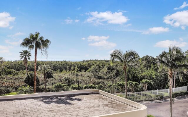 Beachfront Condo in Resort-style Community With Pool