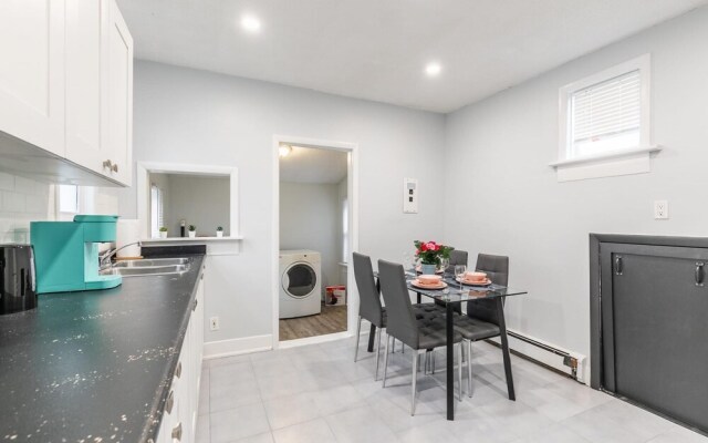 2BR Apartment Near Waterfalls Trails Parks