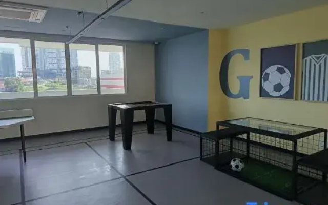 Trellis Residences (5 min to RTS and CIQ)