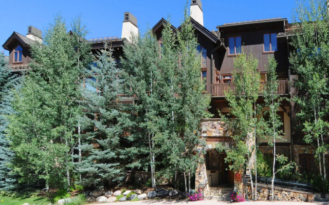 Aspenwood Lodge by Berkshire Hathaway
