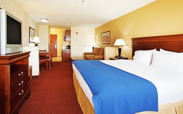 Holiday Inn Express & Suites Tooele, an IHG Hotel