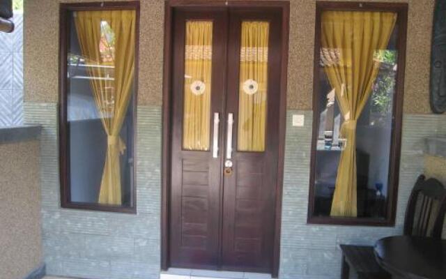 Pondok Dhevika Hotel