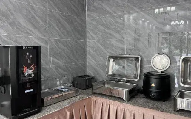 Shankee Hotel (Fogang 106 National Road)