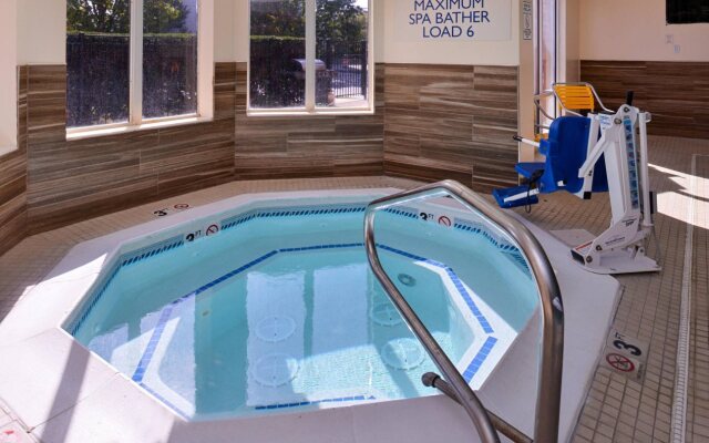 Fairfield Inn By Marriott Louisville North