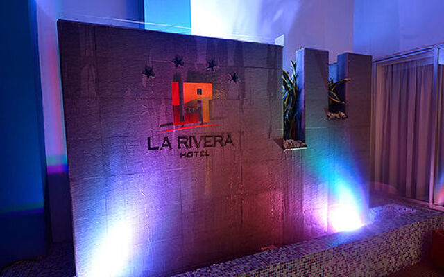 La Rivera Hotel