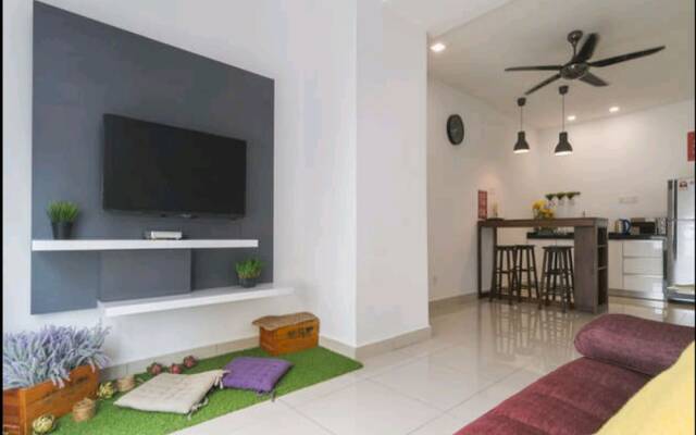 Mansion One Suites by Merlene