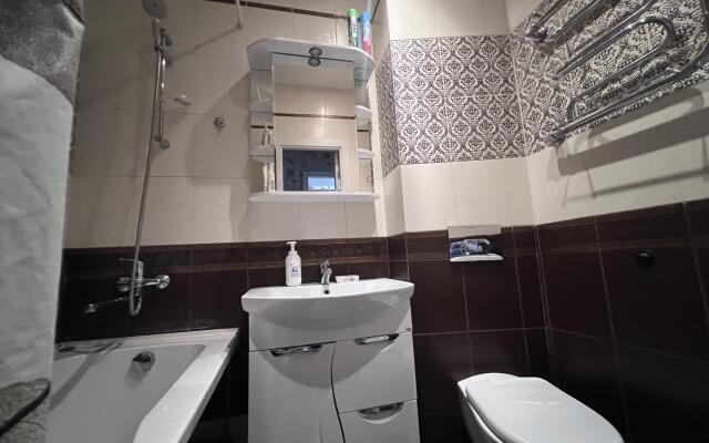 AlexHome (Alexhome) on Stroiteley Street 6