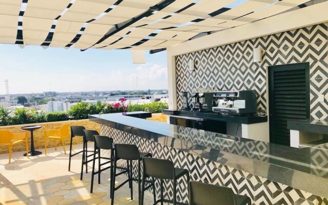 The City by Xlieva Apartment Within a Condo-hotel