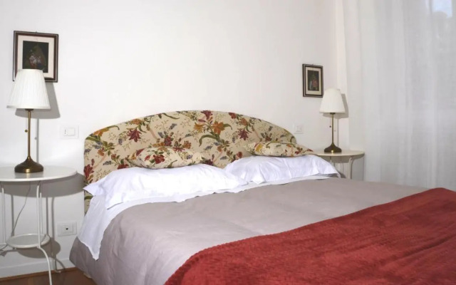 Theia Apartment