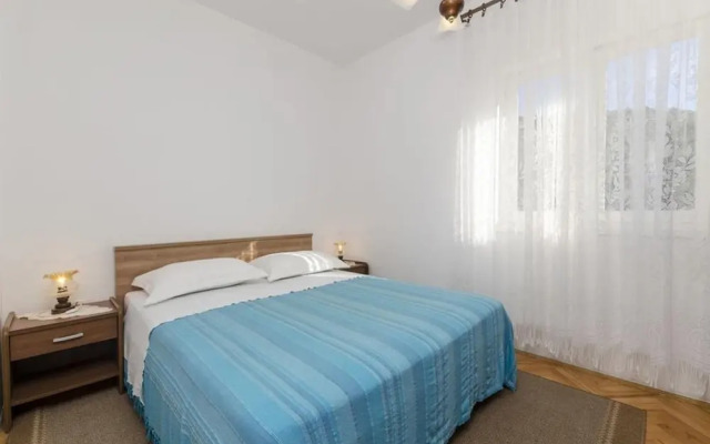 Neda - 150 M From Pebble Beach - A2