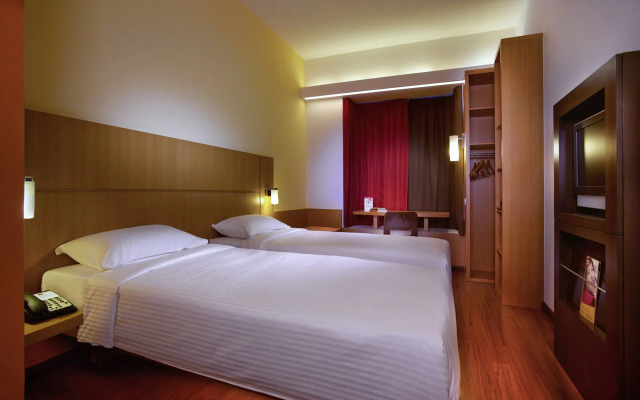 ibis Chennai SIPCOT Hotel