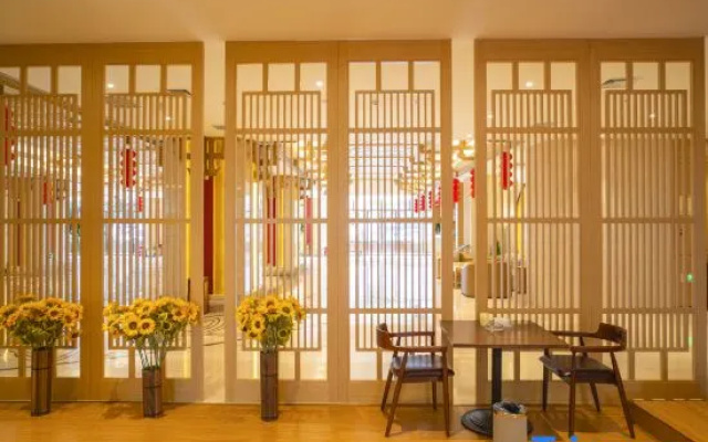 Yihai Alliance Hotel