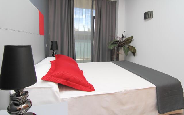 Apolo Suites Rentalmar