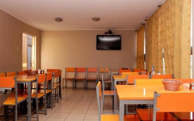 Hotel Girasoles