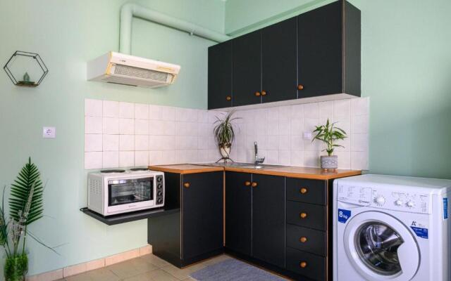 Rea Apartment " 1 minute from the beach "