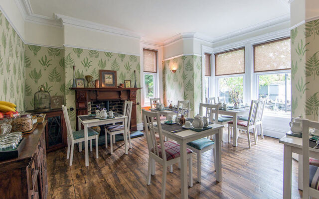 Woodside Guest House