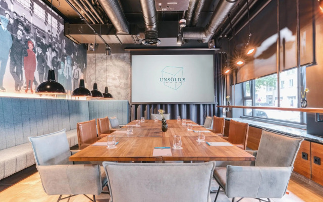 Unsölds Factory Hotel