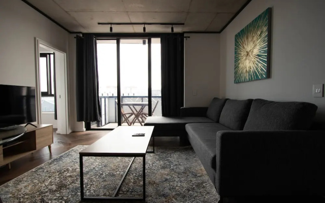 9 Palms by Smart City Stays
