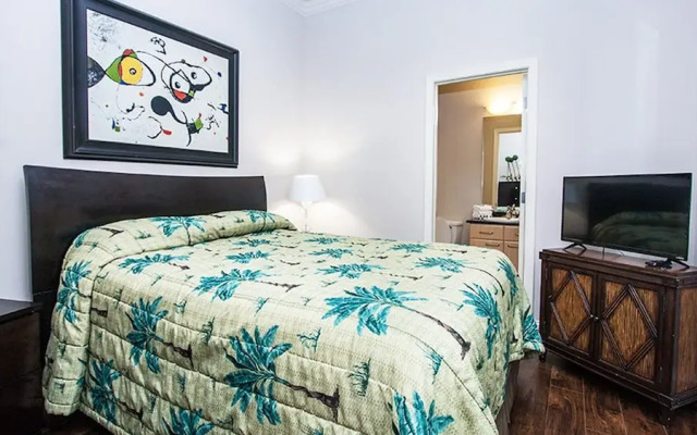 Crbph02 3 Bedroom Condo