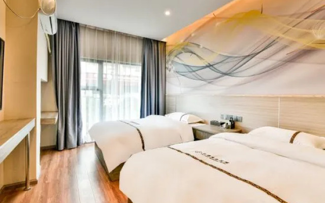 Heyuan Business Hotel