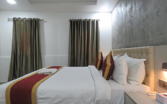 OYO 7077 Reegate Inn