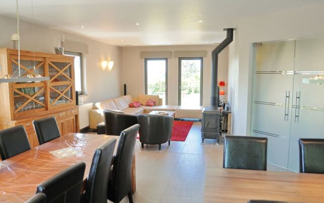 Holiday Home in Noiseux With Garden