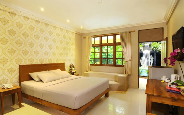 Green Garden Hotel