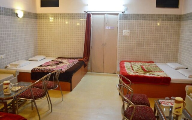 Raj Mahal Hotel