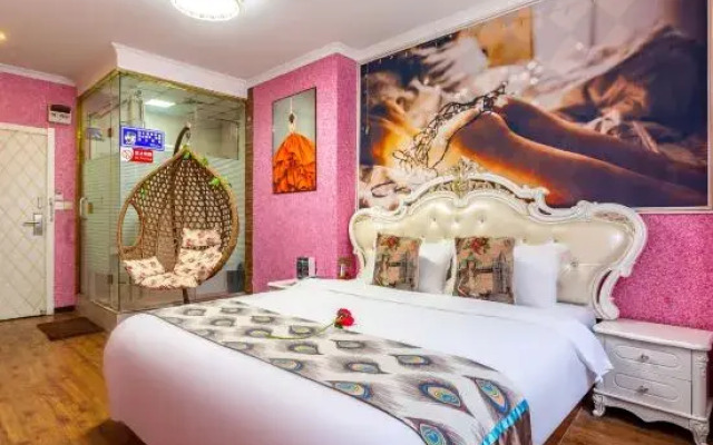 Boyang Business Hotel